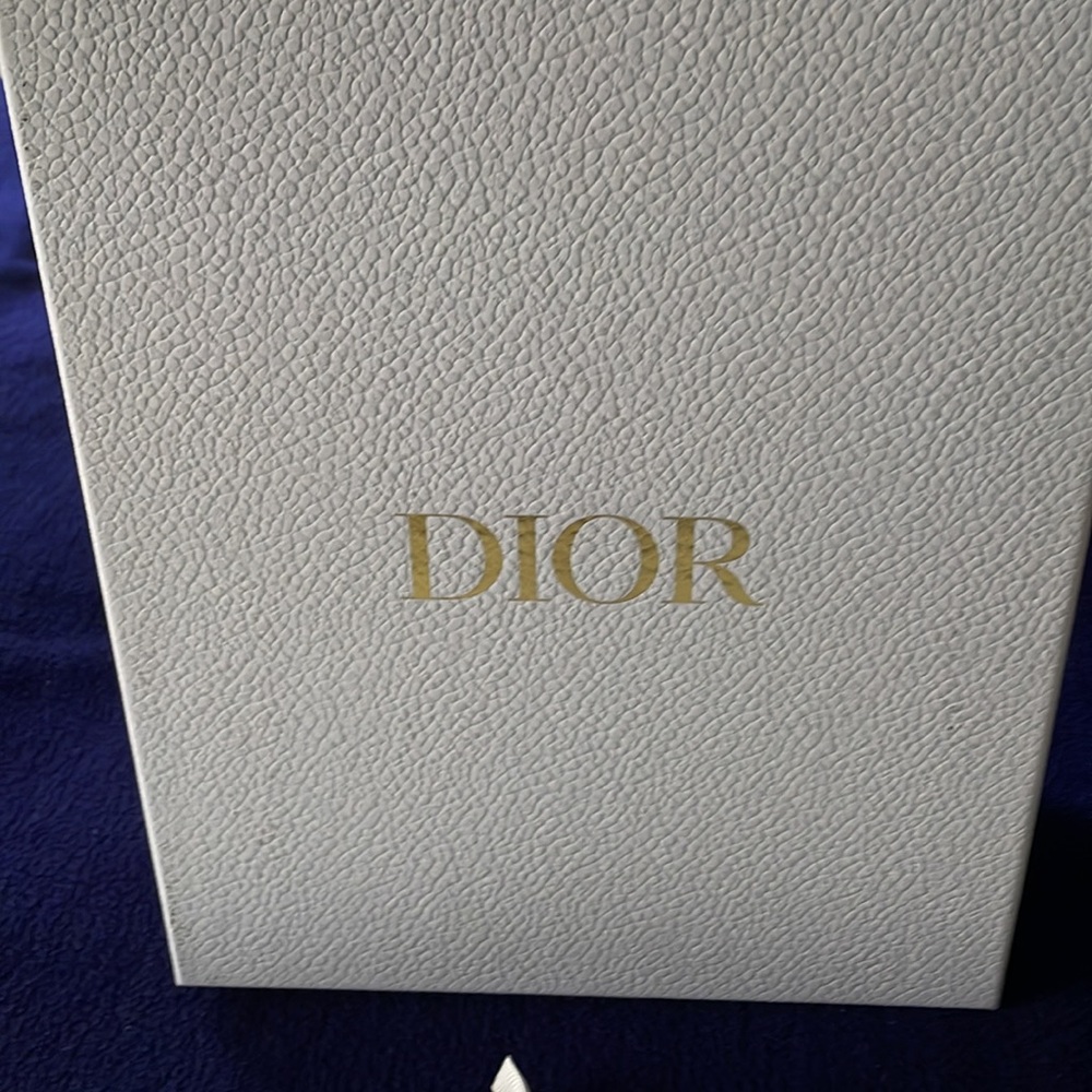 Dior - Picture 3 of 3